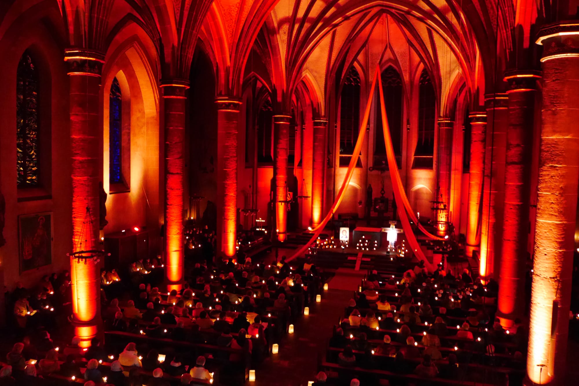 Nacht der Lichter https://wir.attendorn-katholisch.de/content/perma?id=15196